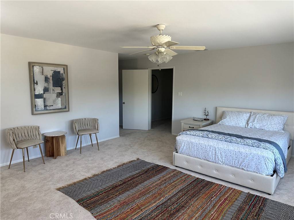 Burbank, CA 91501,1125 Churchs CT