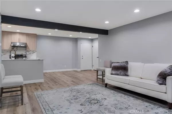 5460 White Oak AVE #H106, Encino, CA 91316