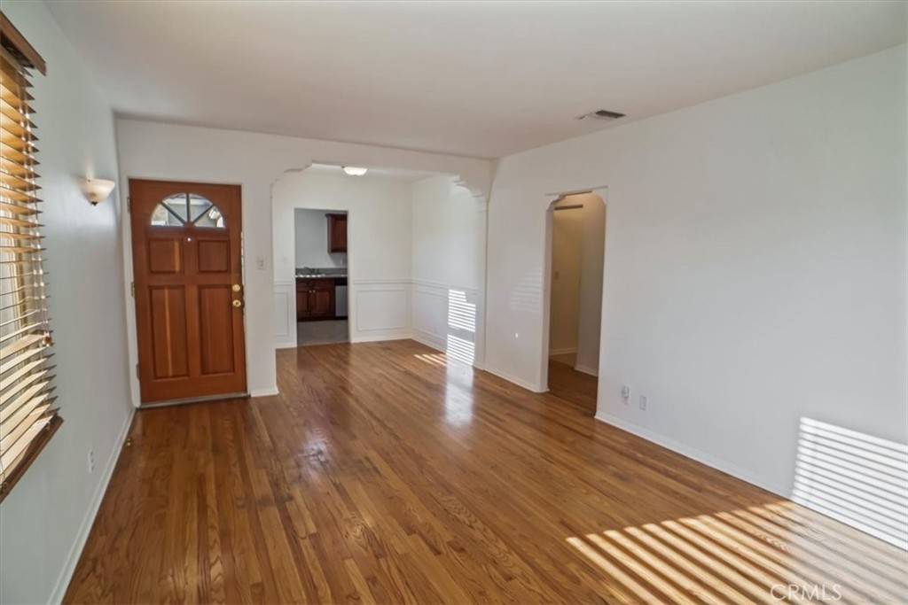 Burbank, CA 91505,2026 N Evergreen ST