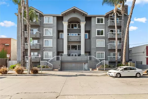 10925 Blix ST #309,  Toluca Lake,  CA 91602