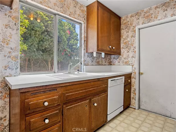Sylmar, CA 91342,14923 La Valle ST