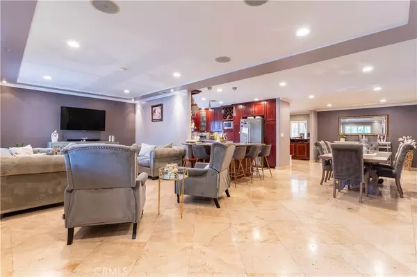 Valley Glen, CA 91401,13837 Sylvan ST
