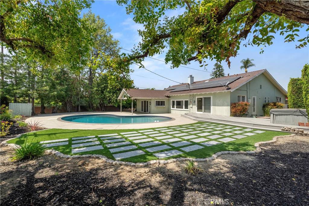 9508 Jellico AVE, Northridge, CA 91325