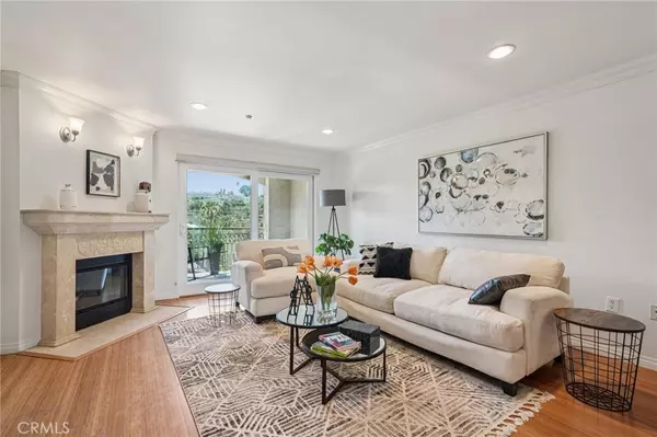 Los Angeles, CA 90042,6221 Monterey RD #402