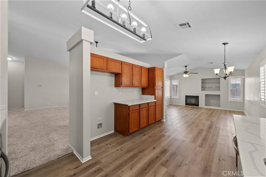 Lancaster, CA 93536,6327 W Avenue J5