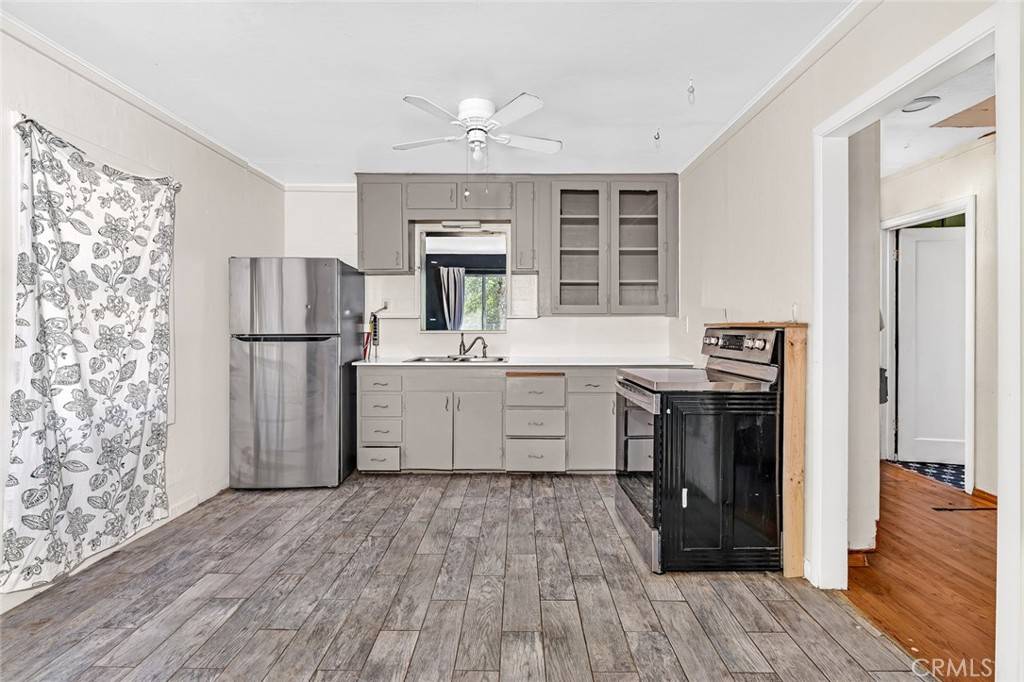 Mariposa, CA 95338,4162 Sullivan RD