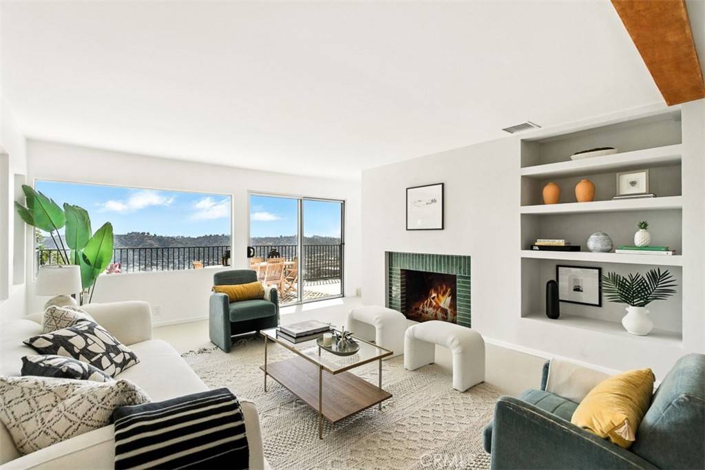 Los Angeles, CA 90065,854 W Avenue 37