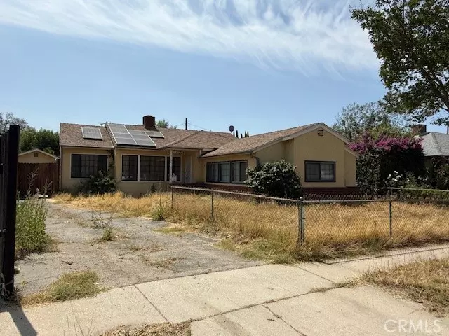 Sylmar, CA 91342,14594 Dyer ST