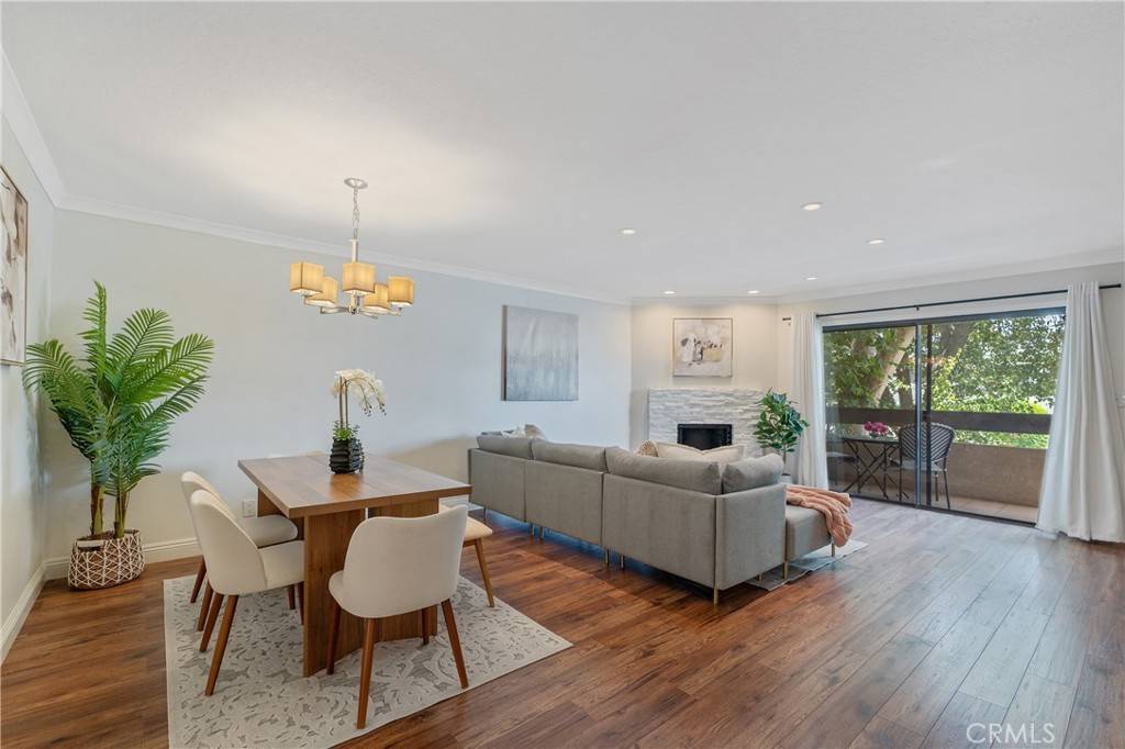 Valley Village, CA 91607,12330 Magnolia BLVD #101