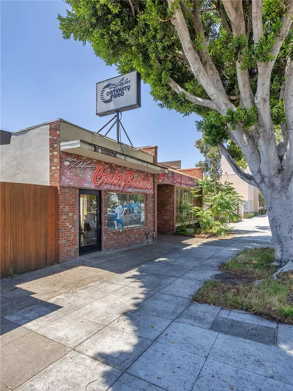 Burbank, CA 91505,4708 4710 W Magnolia BLVD
