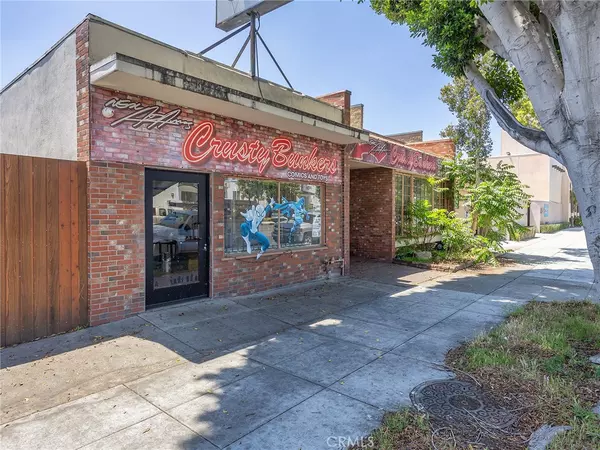 4708 W Magnolia BLVD, Burbank, CA 91505