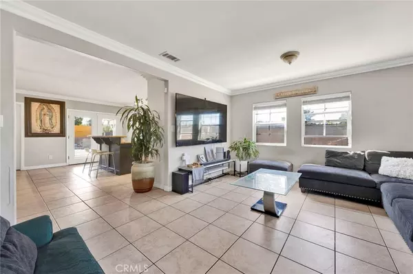 Pacoima, CA 91331,13286 Terra Bella ST