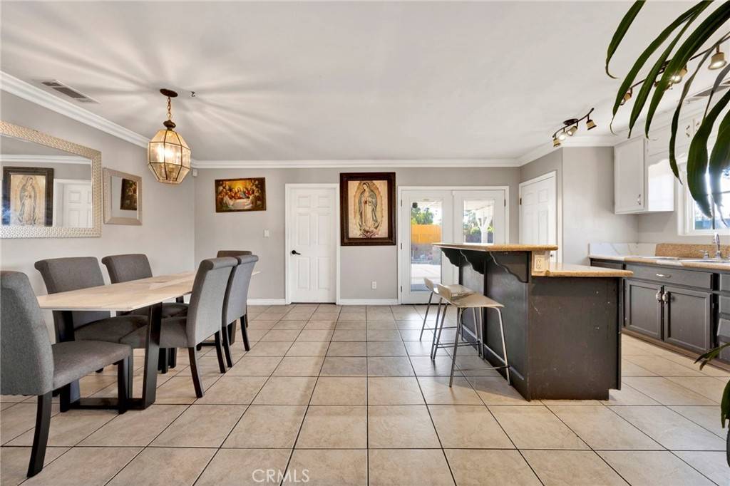 Pacoima, CA 91331,13286 Terra Bella ST