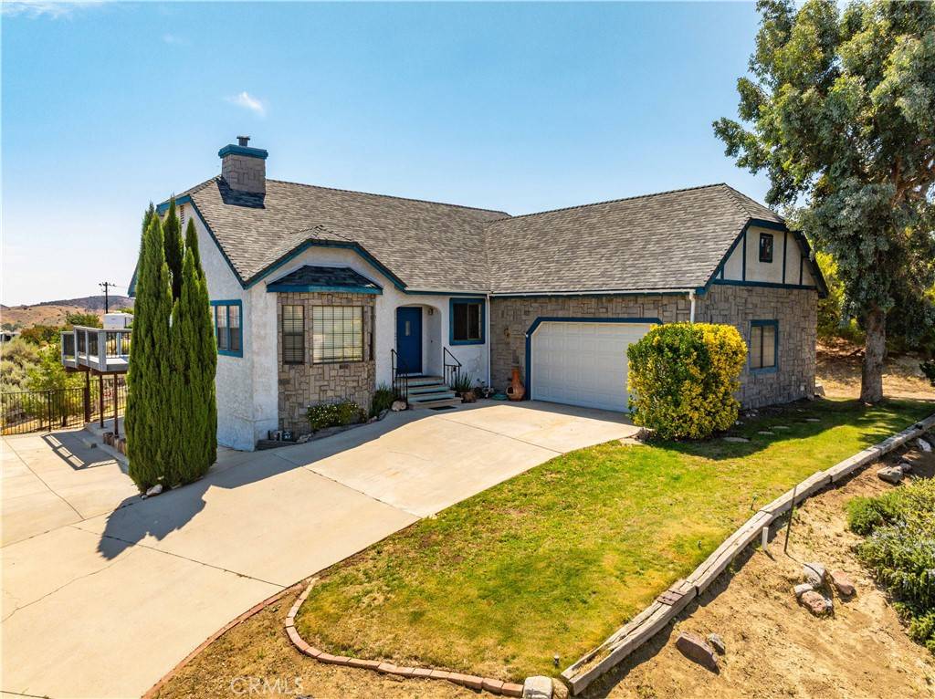 14747 Flintstone DR, Lake Elizabeth, CA 93532