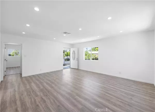 Reseda, CA 91335,6846 Wystone AVE