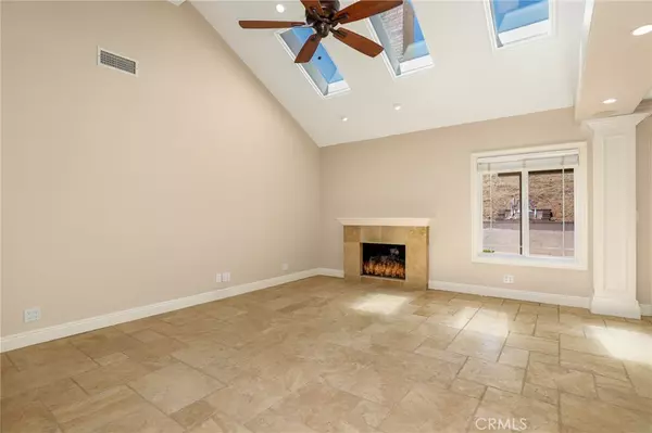Thousand Oaks, CA 91360,3257 N Big Sky DR