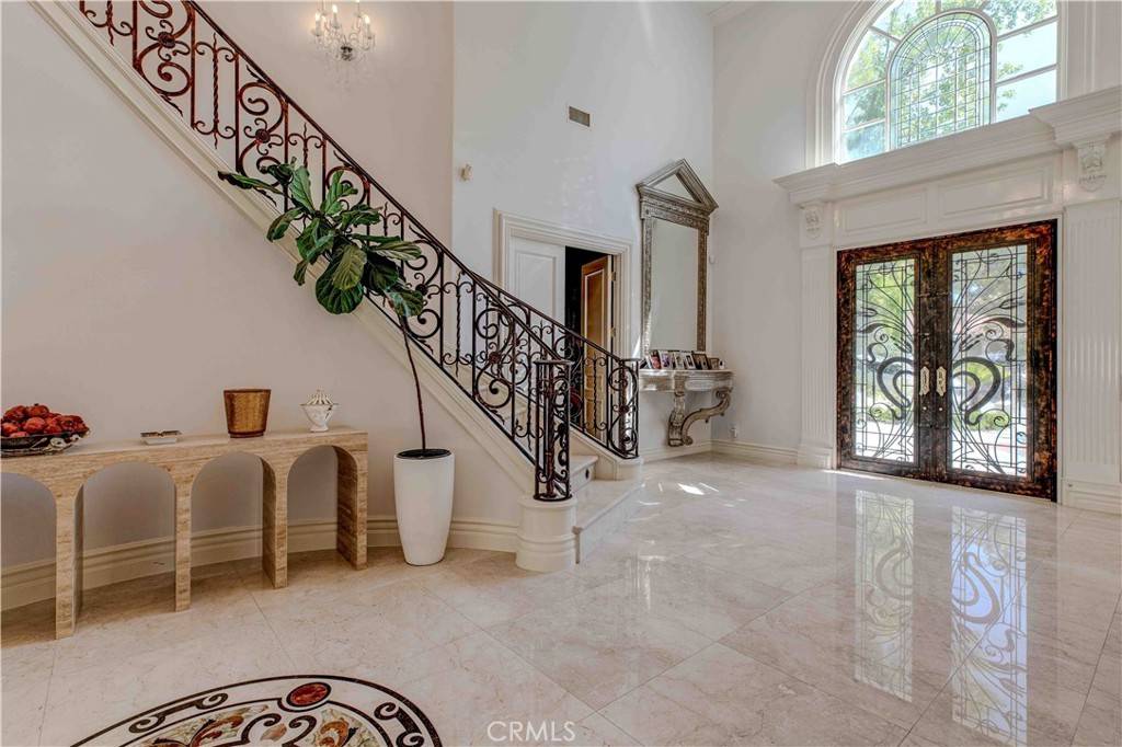 La Canada Flintridge, CA 91011,805 Greenridge DR