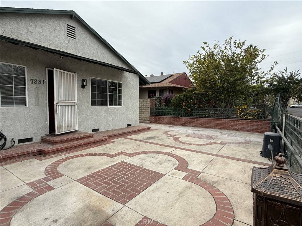 7881 Claybeck AVE, Sun Valley, CA 91352