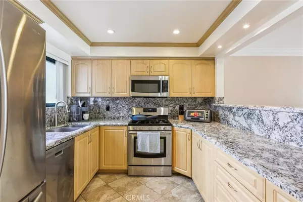 Glendale, CA 91204,345 W Acacia AVE #7