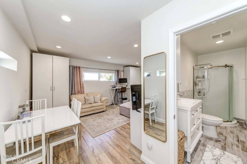 La Crescenta, CA 91214,3117 Harmony PL #A