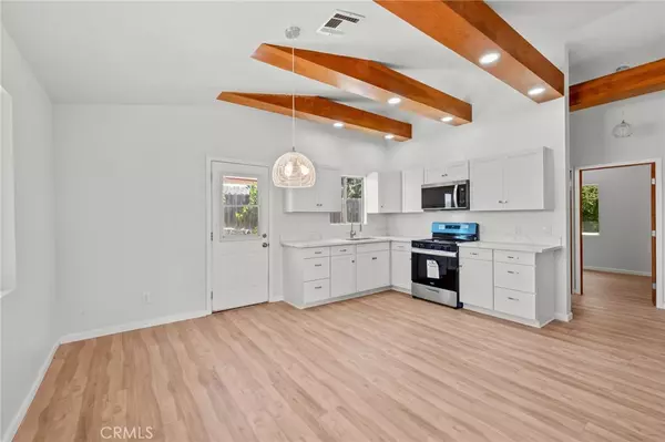 Lake Hughes, CA 93532,42821 Apollo DR