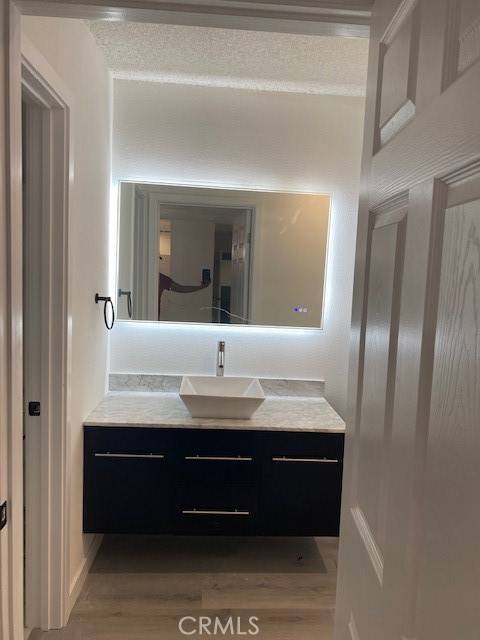 Encino, CA 91316,5460 White Oak AVE #E123