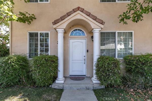Sun Valley, CA 91352,9360 Sunland Park DR #3