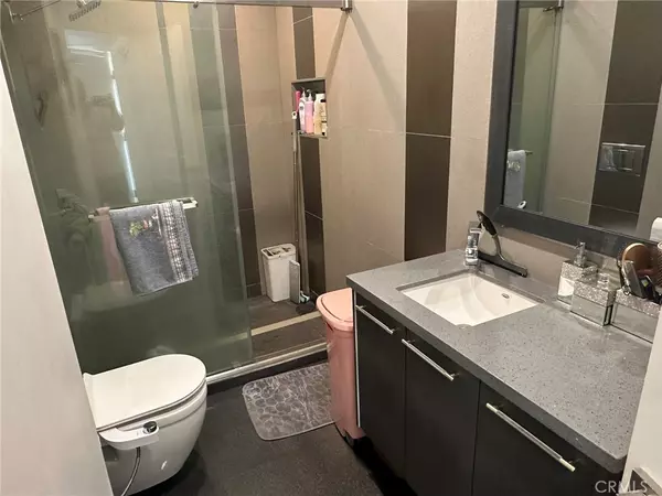 Sylmar, CA 91342,12990 Halford ST