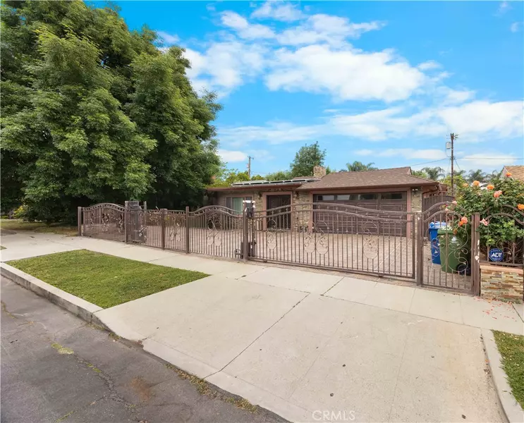 17424 Hemmingway ST, Northridge, CA 91325