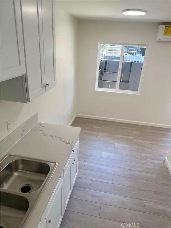 North Hollywood, CA 91605,12817 Barbara Ann ST