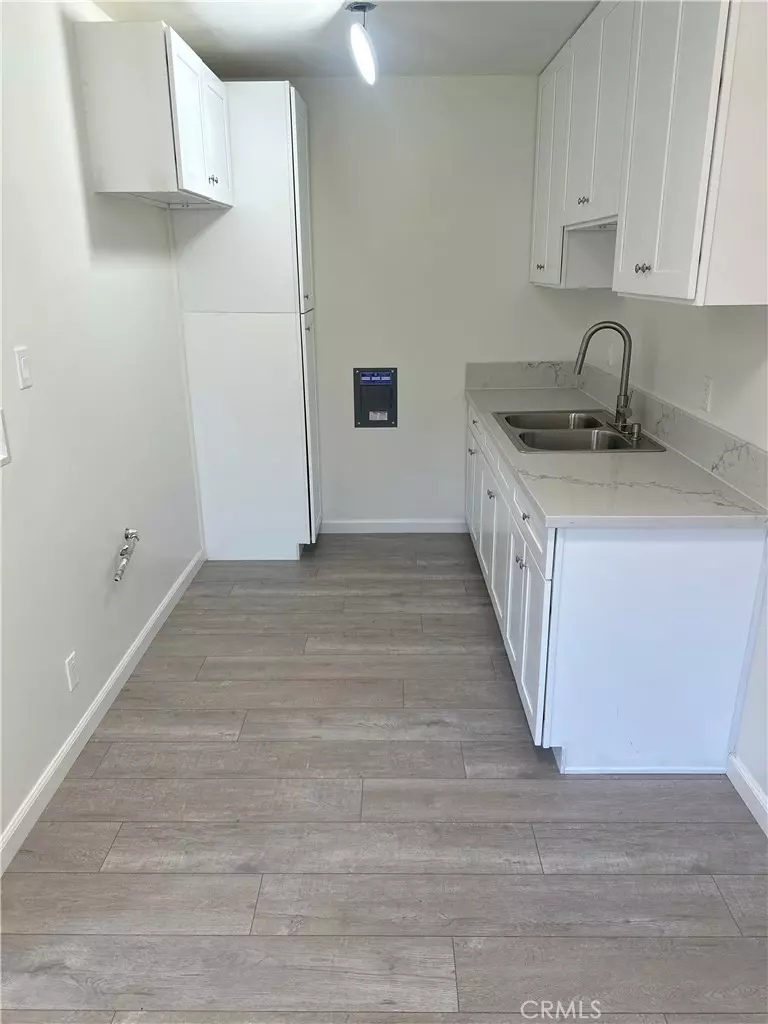 North Hollywood, CA 91605,12817 Barbara Ann ST