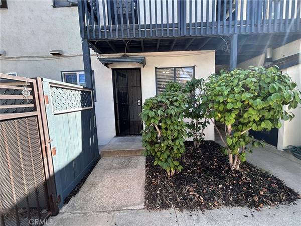 North Hollywood, CA 91601,5636 Willowcrest AVE #3
