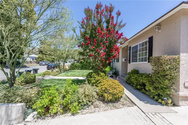 Burbank, CA 91504,2958 N Buena Vista ST