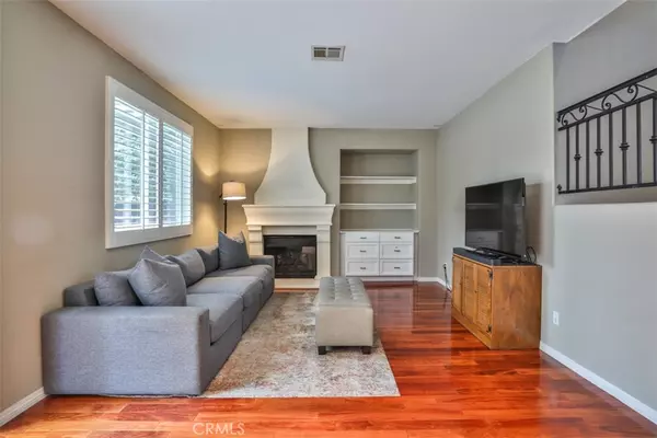 Encino, CA 91316,6316 Newcastle AVE