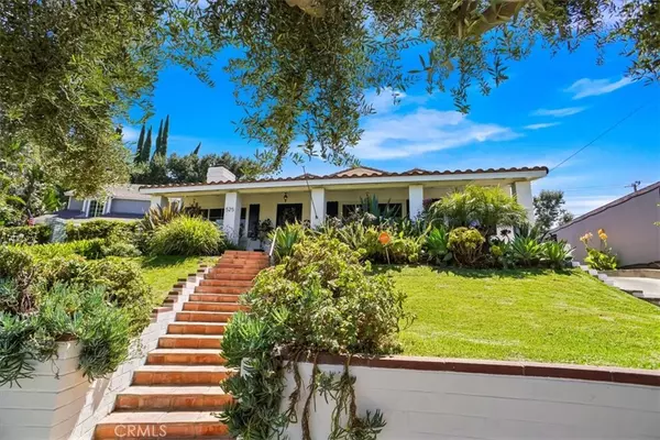 525 Bob Hope DR, Burbank, CA 91505