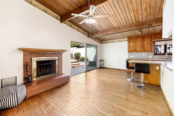 La Crescenta, CA 91214,3117 Harmony PL