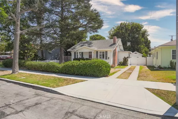 Burbank, CA 91506,1206 N Keystone