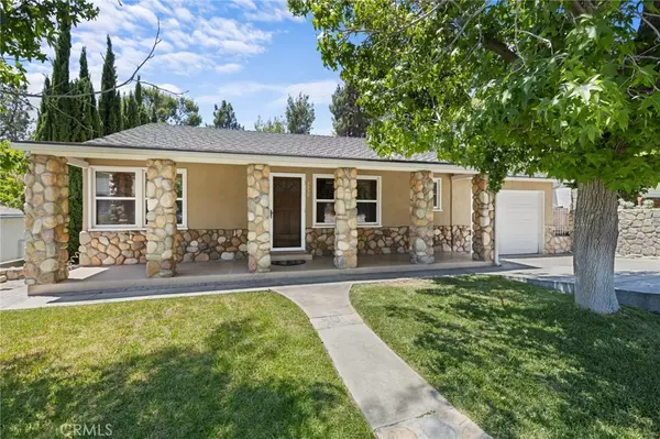 3232 Brookhill St., La Crescenta, CA 91214