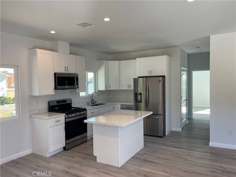 2928 n Brighton, Burbank, CA 91504