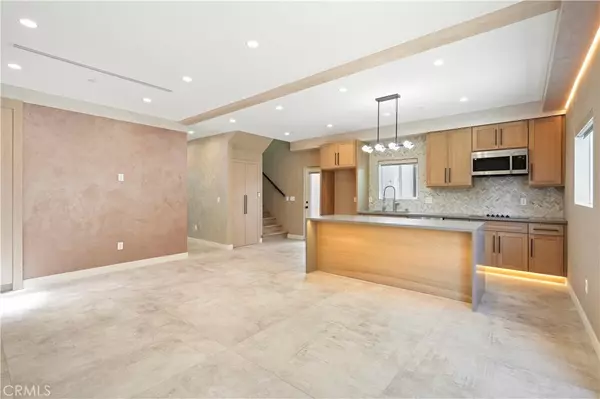 Sherman Oaks, CA 91401,5428 Calhoun AVE