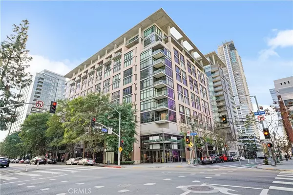 1111 S Grand AVE #702, Los Angeles, CA 90015