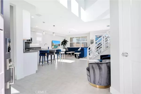 Indio, CA 92203,43180 Portuale CT