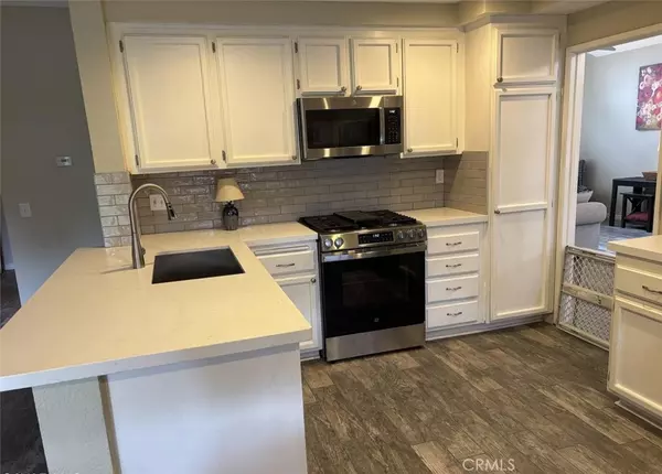 Palmdale, CA 93551,40237 Vicker WAY