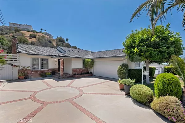 10202 Roscoe BLVD, Sun Valley, CA 91352