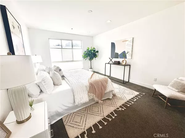 817 N Alfred ST #205, Los Angeles, CA 90069