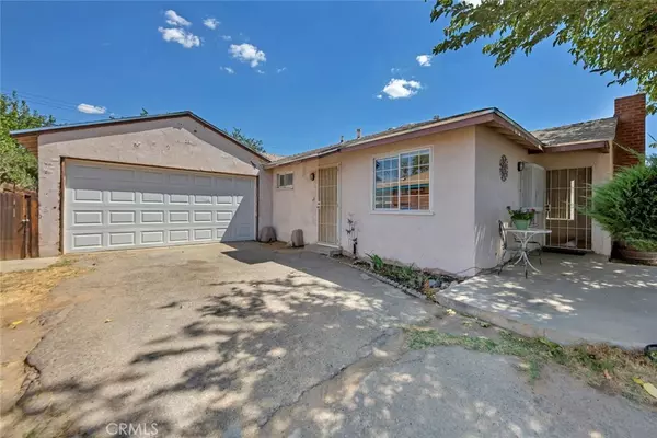 44238 3rd ST E, Lancaster, CA 93535
