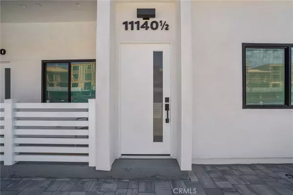 Granada Hills, CA 91344,11140 Woodley AVE #1/2