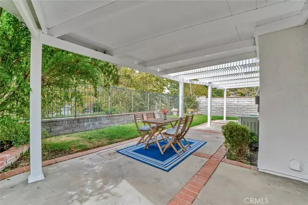 Valencia, CA 91355,26347 Ivrea PL