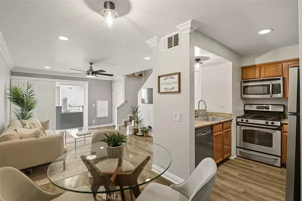 355 N Maple ST #209, Burbank, CA 91505