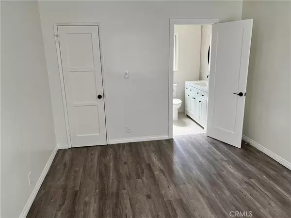 Burbank, CA 91504,2423 N Lincoln ST